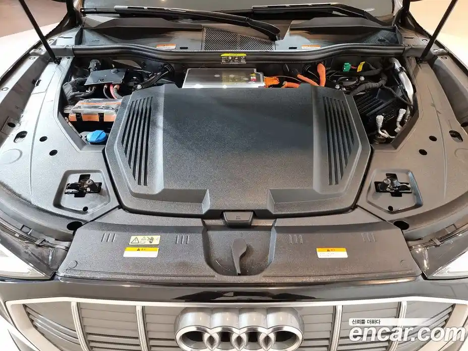 Audi e-tron 2021 0.2 гидро в Москве № 196757, фото 6