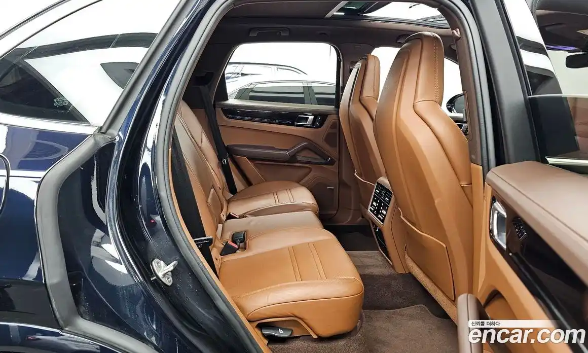 Porsche Cayenne 2022 3.0 гидро в Москве № 197347, фото 12
