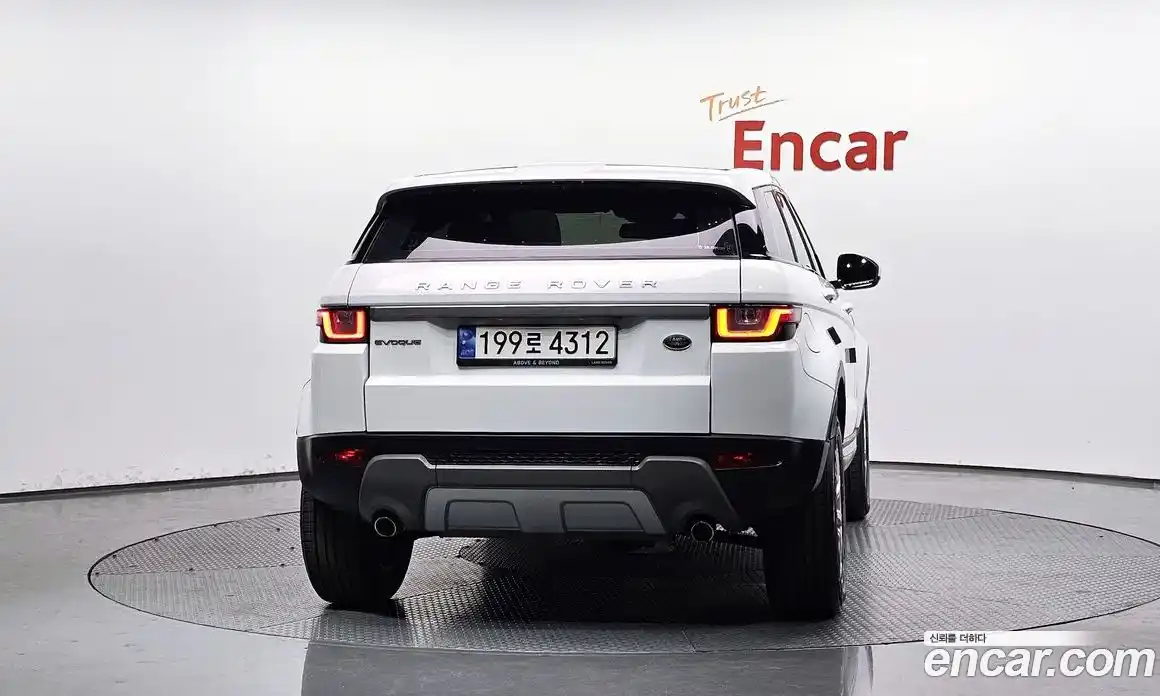 Land Rover Range-Rover Evoque 2017 2.0 гидро в Москве № 198132, фото 4