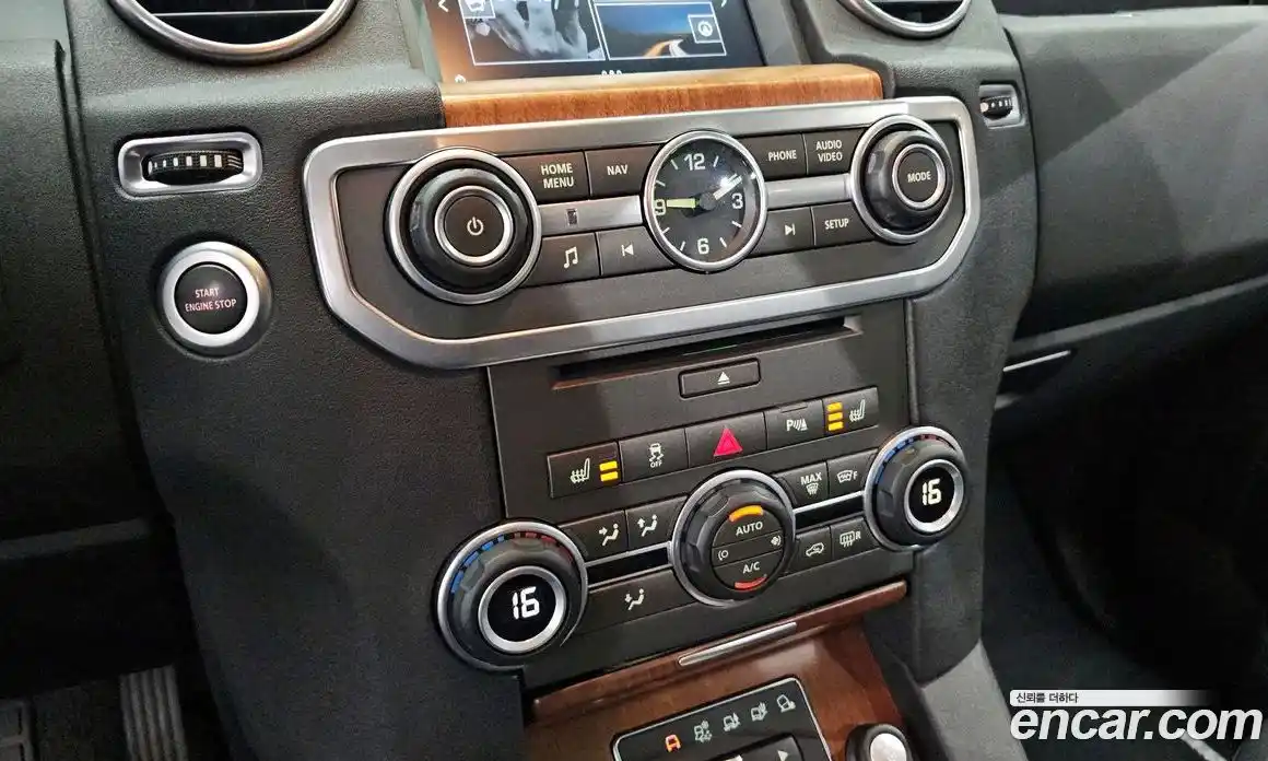 Land Rover Discovery 2016 3.0 гидро в Москве № 198262, фото 16