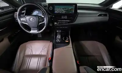 Lexus ES 2022 2.5 гидро в Москве № 198897, миниатюра 7