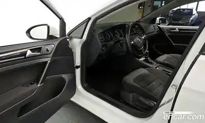 Volkswagen Golf 2015 2.0 гидро в Москве № 199194, миниатюра 10