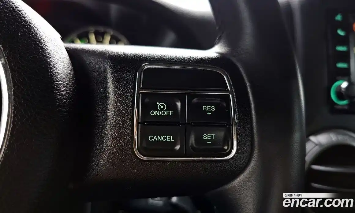 Jeep Wrangler 2014 3.6 гидро в Москве № 199270, фото 15