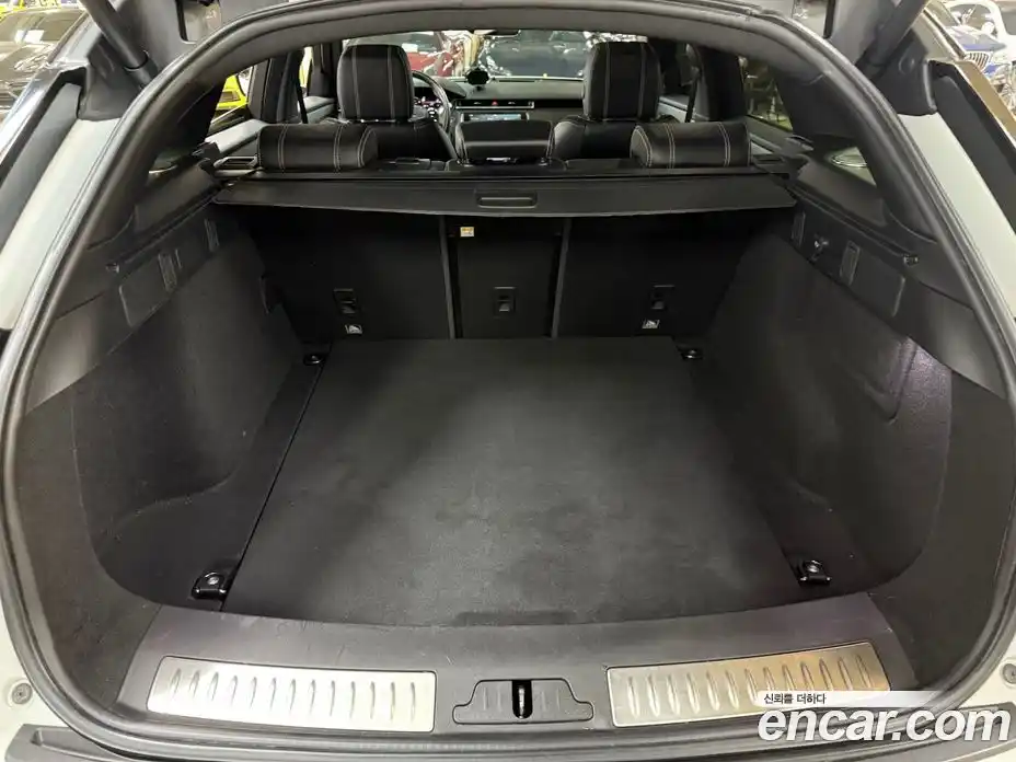 Land Rover Range-Rover Velar 2017 2.0 гидро в Москве № 200728, фото 20