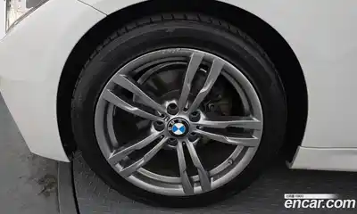 BMW 3-Series 2018 2.0 гидро в Москве № 211487, миниатюра 5