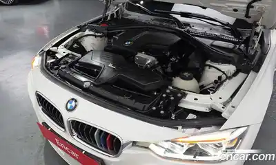 BMW 3-Series 2018 2.0 гидро в Москве № 211487, миниатюра 6