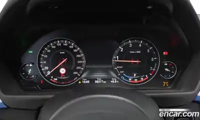 BMW 3-Series 2018 2.0 гидро в Москве № 211487, миниатюра 8
