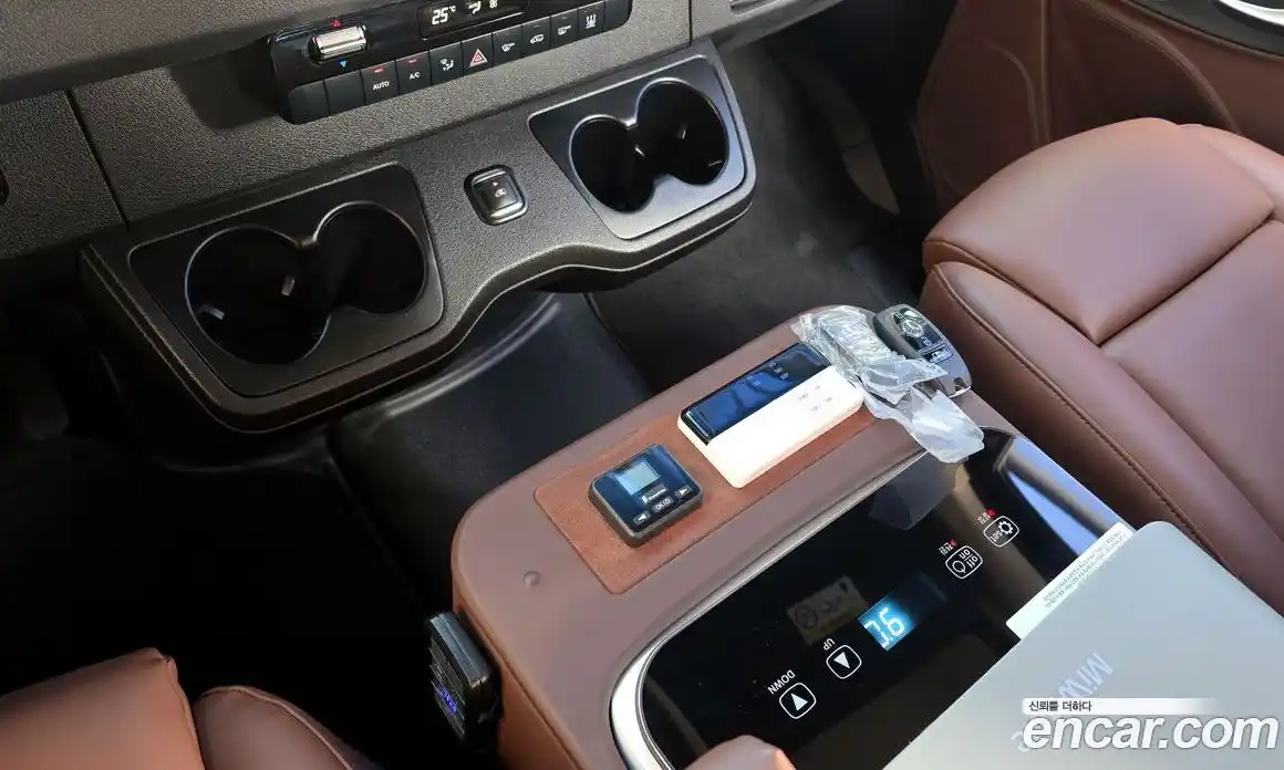 Mercedes-Benz Sprinter 2024 1.9 гидро в Москве № 211889, фото 9