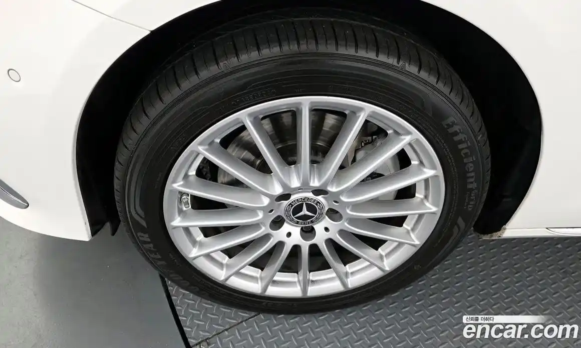 Mercedes-Benz E-Class 2021 1.9 гидро, фото 5