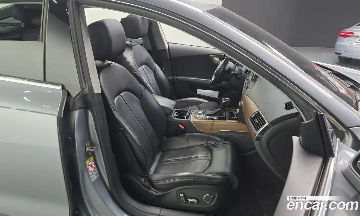 Audi A7 2015 3.0 гидро в Москве № 212646, фото 12