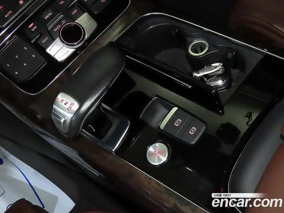 Audi A8 2014 3.0 гидро в Москве № 212711, фото 12
