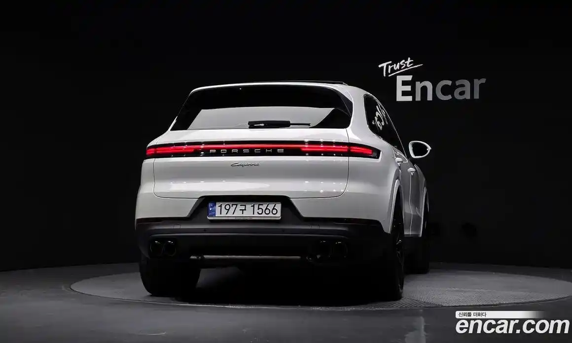 Porsche Cayenne 2024 3.0 гидро в Москве № 213073, фото 4