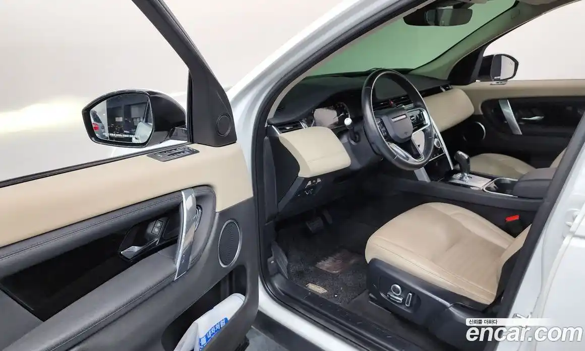 Land Rover Discovery Sport 2021 2.0 гидро в Москве № 213564, фото 10