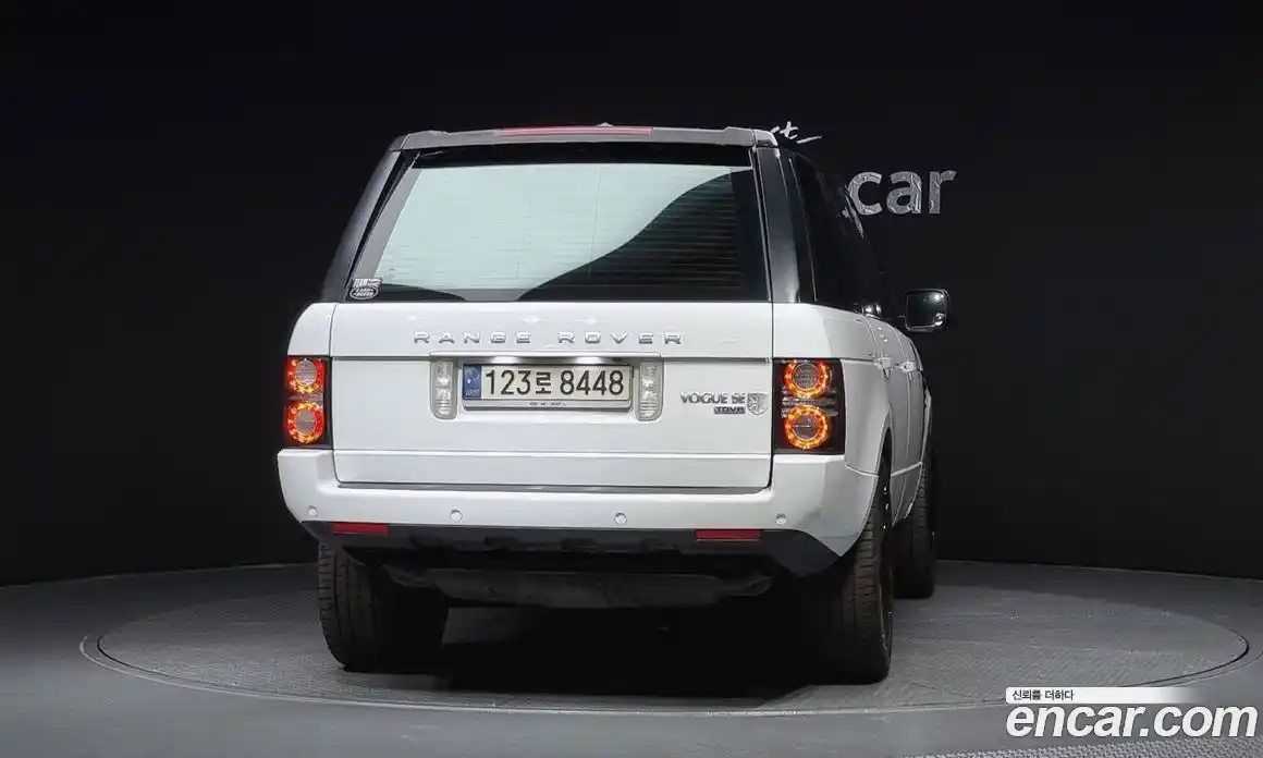 Land Rover Range-Rover 2012 4.4 гидро в Москве № 213808, фото 4