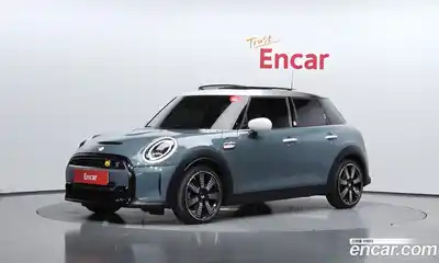Mini Cooper, 2023