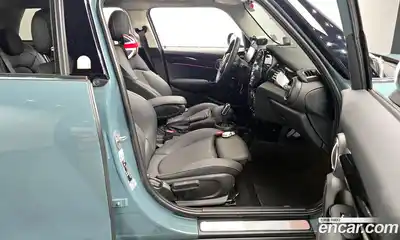 Mini Cooper 2023 2.0 гидро в Москве № 214098, миниатюра 11