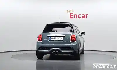 Mini Cooper 2023 2.0 гидро в Москве № 214098, миниатюра 4