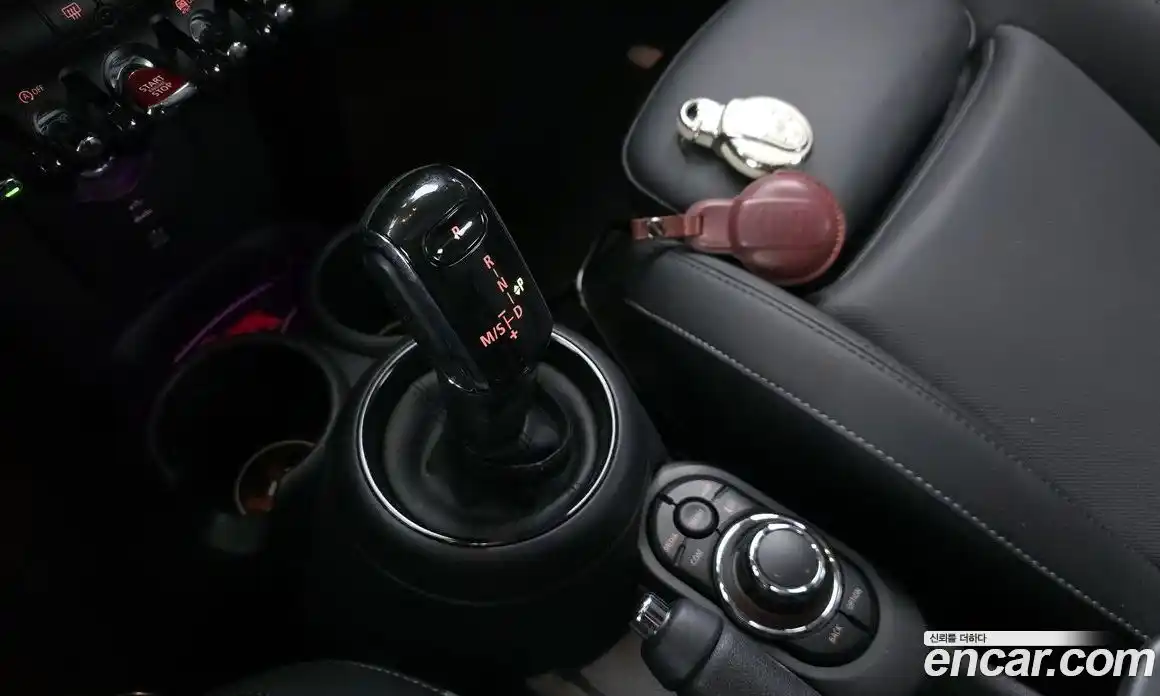 Mini Cooper 2023 2.0 гидро в Москве № 214098, фото 9