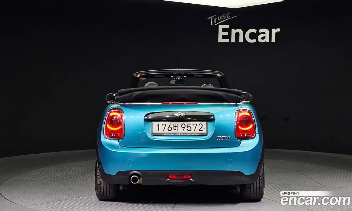 Mini Cooper Convertible 2016 1.5 гидро в Москве № 214399, фото 4