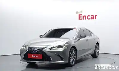 Lexus ES, 2018