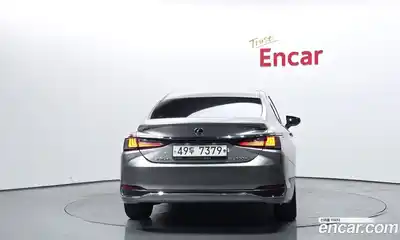 Lexus ES 2018 2.5 гидро в Москве № 214680, миниатюра 4
