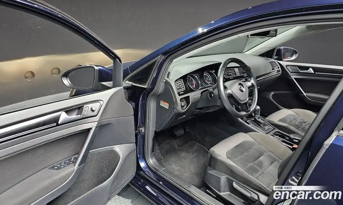 Volkswagen Golf 2014 2.0 гидро в Москве № 215211, фото 11