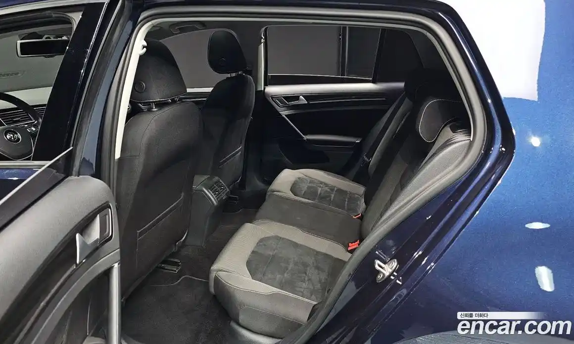Volkswagen Golf 2014 2.0 гидро в Москве № 215211, фото 12