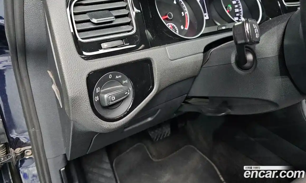 Volkswagen Golf 2014 2.0 гидро в Москве № 215211, фото 18