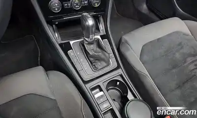 Volkswagen Golf 2014 2.0 гидро в Москве № 215211, миниатюра 9