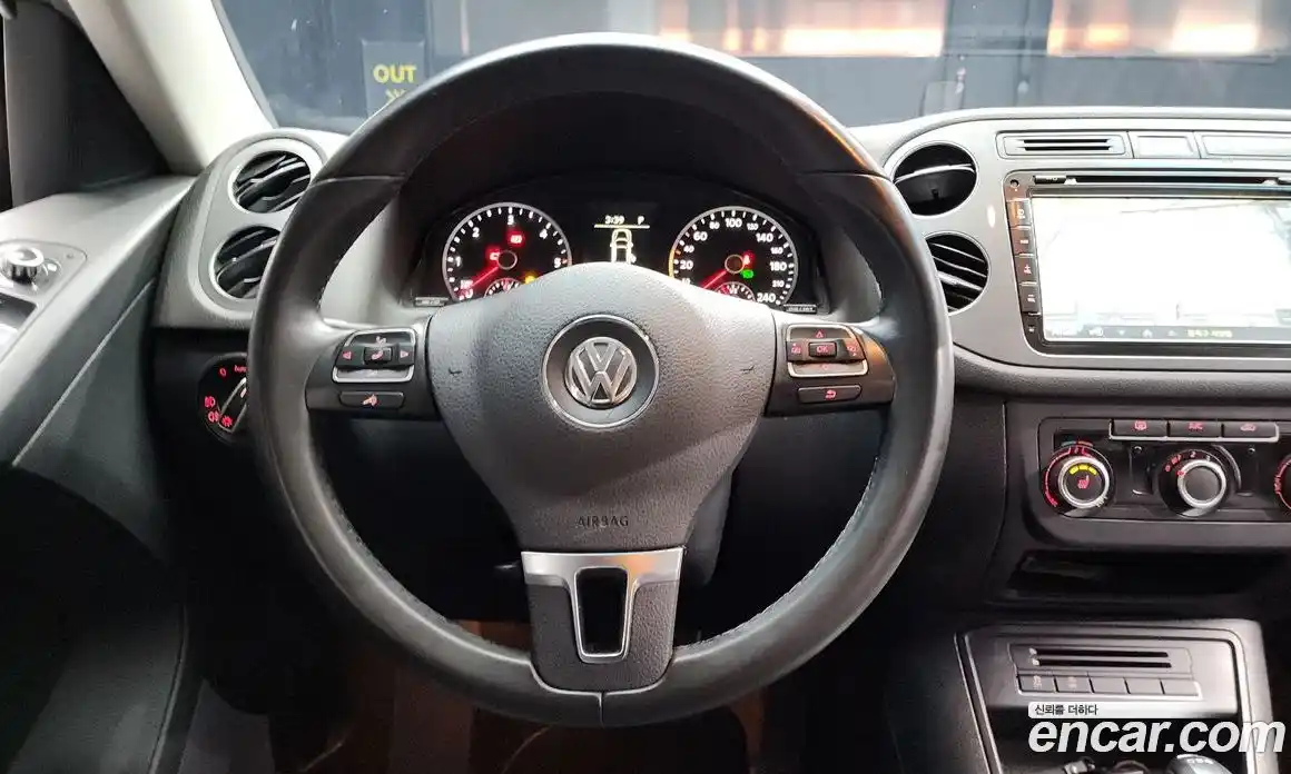 Volkswagen Tiguan 2014 2.0 гидро в Москве № 215320, фото 13
