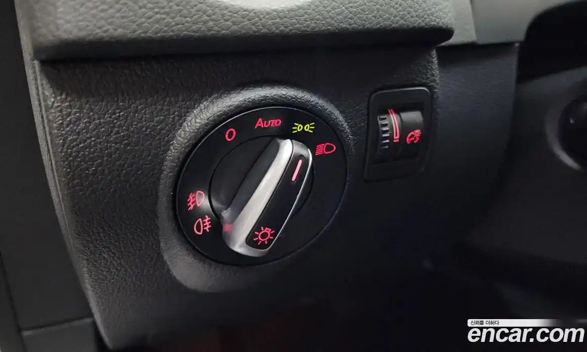 Volkswagen Tiguan 2014 2.0 гидро в Москве № 215320, фото 18