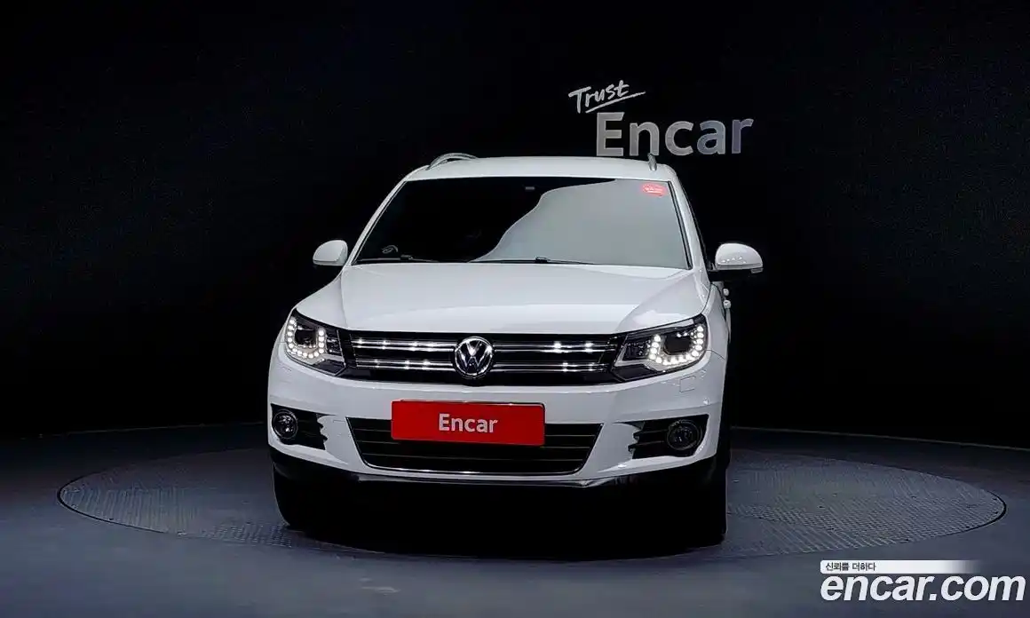 Volkswagen Tiguan 2014 2.0 гидро в Москве № 215320, фото 3