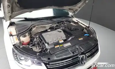 Volkswagen Tiguan 2014 2.0 гидро в Москве № 215320, миниатюра 6