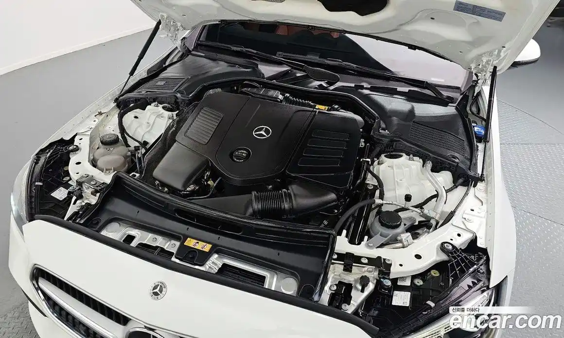 Mercedes-Benz C-Class 2023 2.0 гидро в Москве № 222465, фото 6