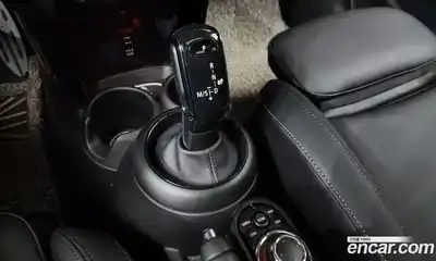 Mini Cooper 2022 1.5 гидро в Москве № 222784, миниатюра 9