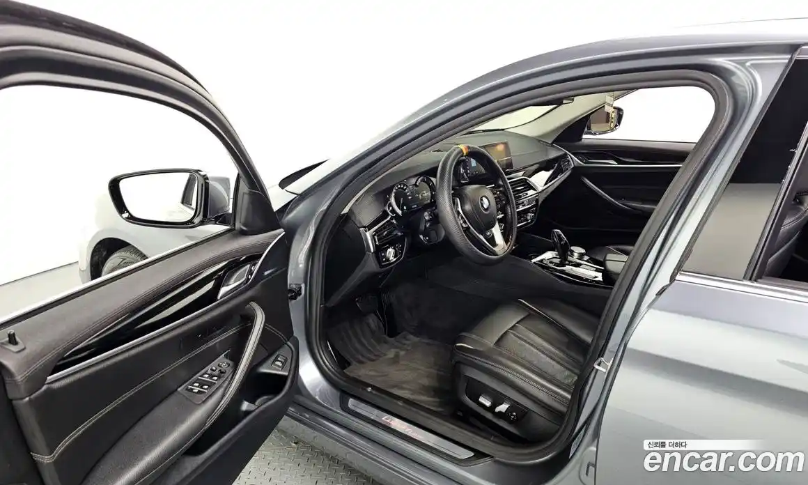 BMW 5-Series 2018 2.0 гидро в Москве № 229192, фото 10