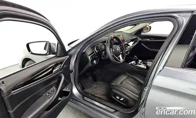 BMW 5-Series 2018 2.0 гидро в Москве № 229192, миниатюра 10