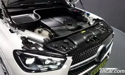 Mercedes-Benz GLE-Class 2025 3.0 гидро в Москве № 229389, миниатюра 6