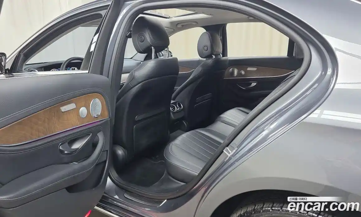Mercedes-Benz E-Class 2018 2.0 гидро, фото 17