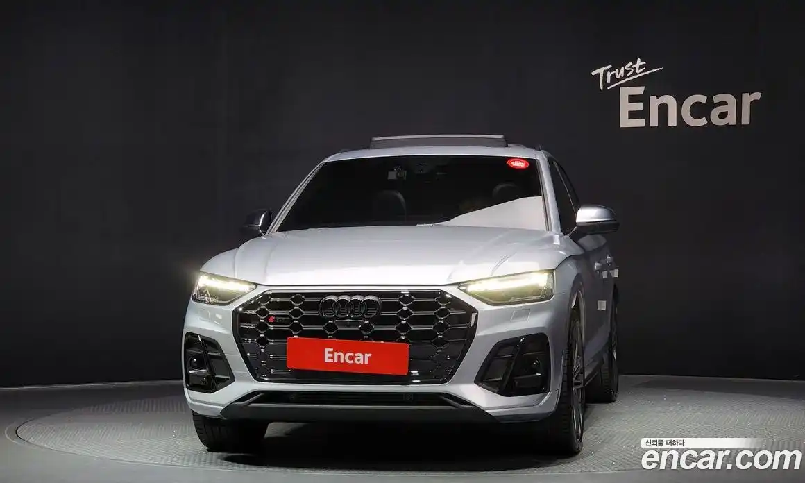 Audi SQ5 2021 3.0 гидро в Москве № 229688, фото 3