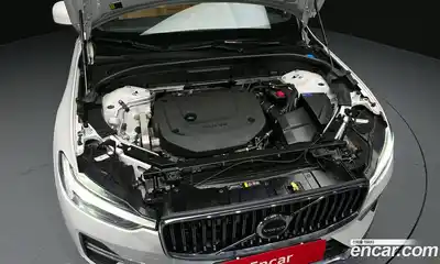 Volvo XC60 2024 2.0 гидро в Москве № 230389, миниатюра 6