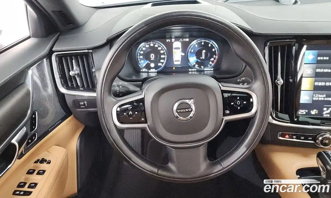 Volvo V90 2018 2.0 гидро в Москве № 230535, фото 13