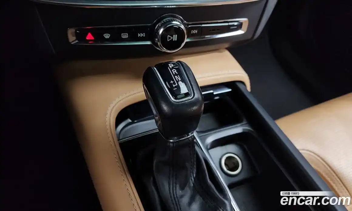 Volvo V90 2018 2.0 гидро в Москве № 230535, фото 9