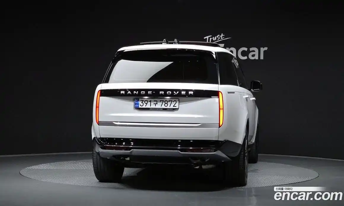 Land Rover Range-Rover 2024 4.4 гидро в Москве № 231101, фото 4