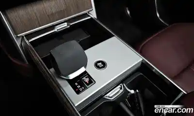 Land Rover Range-Rover 2024 4.4 гидро в Москве № 231101, миниатюра 9