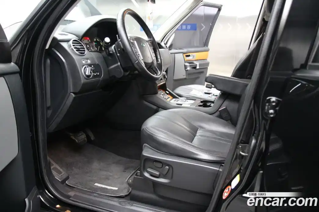 Land Rover Discovery 2013 3.0 гидро в Москве № 231359, фото 11
