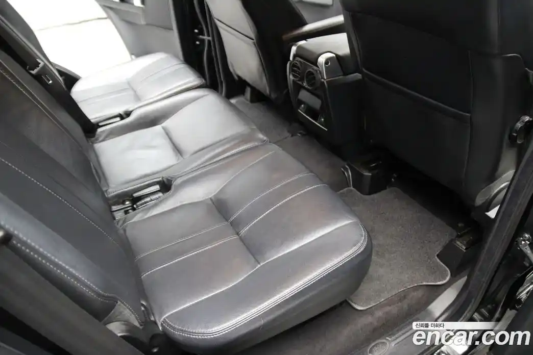 Land Rover Discovery 2013 3.0 гидро в Москве № 231359, фото 13