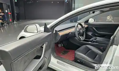 Tesla Model 3 2020 0.2 гидро в Москве № 231819, миниатюра 11