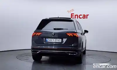 Volkswagen Tiguan 2021 2.0 гидро в Москве № 232161, миниатюра 4