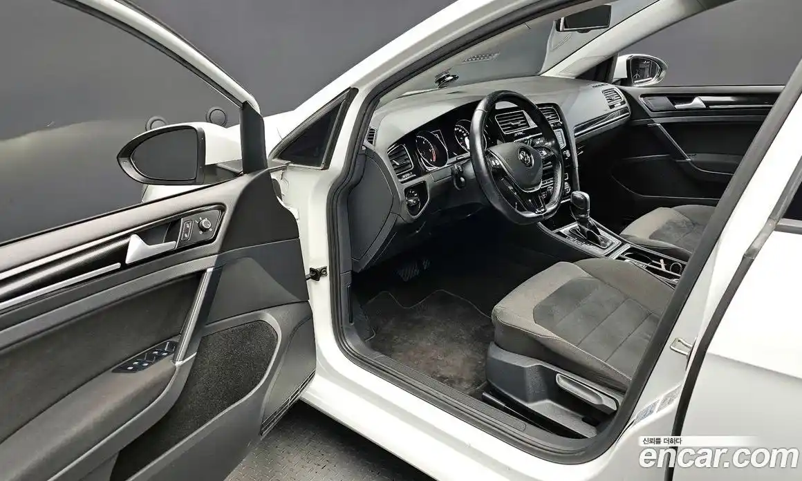 Volkswagen Golf 2015 2.0 гидро в Москве № 232224, фото 11